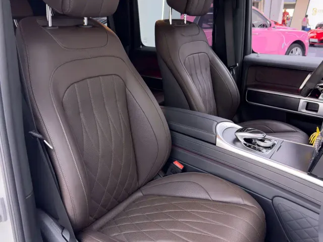 Mercedes-Benz G-Class — Фото автомобиля 14