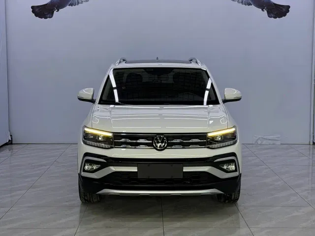 Volkswagen T-Cross — Фото автомобиля 2
