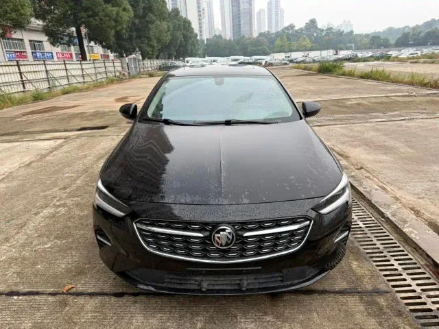 Buick Regal — Фото автомобиля 2