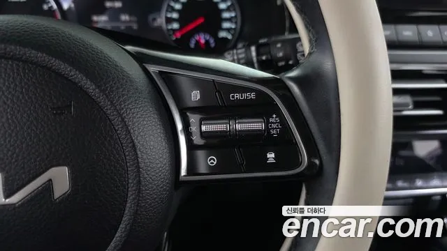 Kia Seltos — Фото автомобиля 24