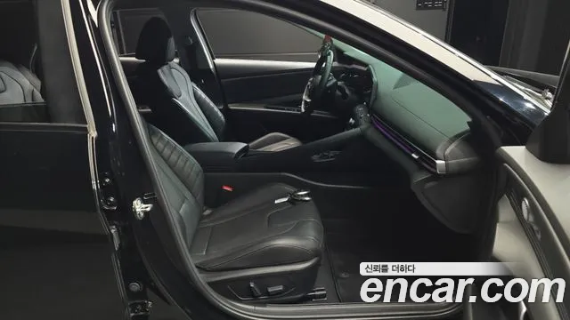 Hyundai Avante CN7 — Фото автомобиля 14