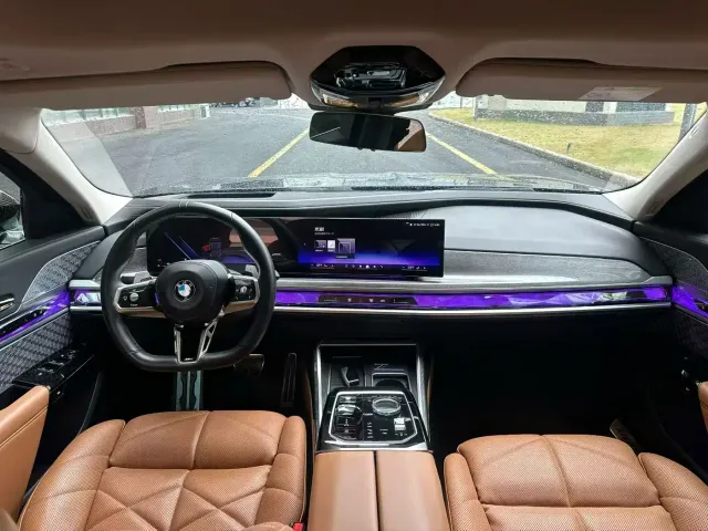 BMW 7 Series — Фото автомобиля 5