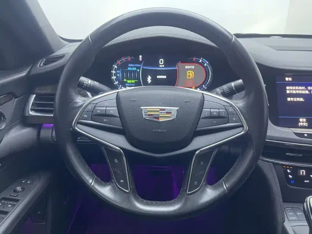 Cadillac CT6 — Фото автомобиля 10
