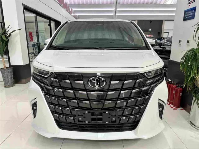 Toyota Alphard — Фото автомобиля 2