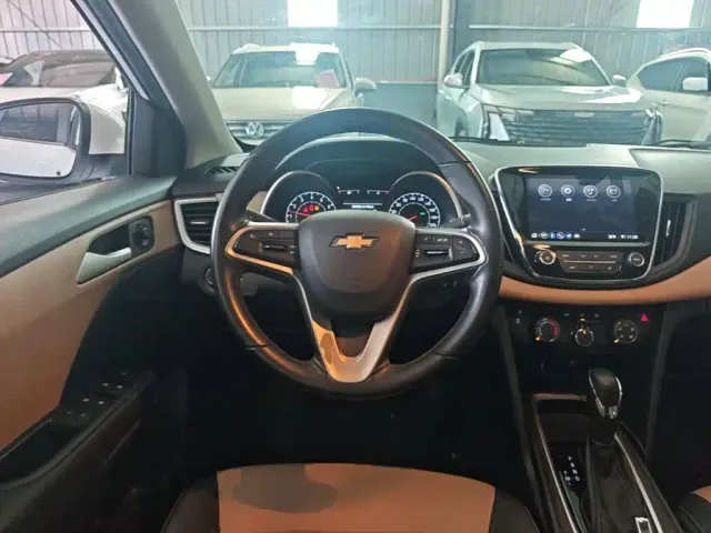 Chevrolet Monza — Фото автомобиля 10
