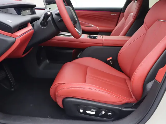 Xiaomi SU7 — Фото автомобиля 5