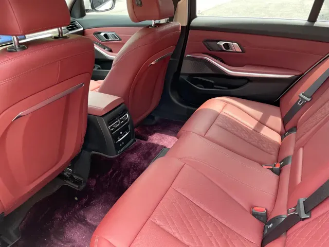 BMW 3 Series — Фото автомобиля 11