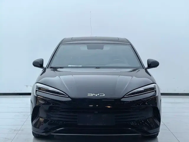 BYD Seal — Фото автомобиля 2