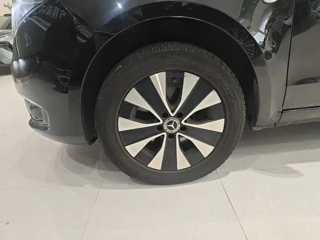 Mercedes-Benz Vito 2021 2.0T Elite 7-Seater — Фото автомобиля 24