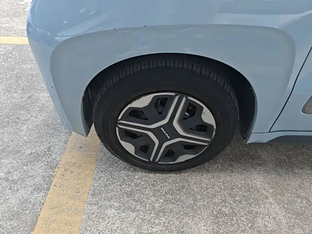 Wuling NanoEV — Фото автомобиля 22