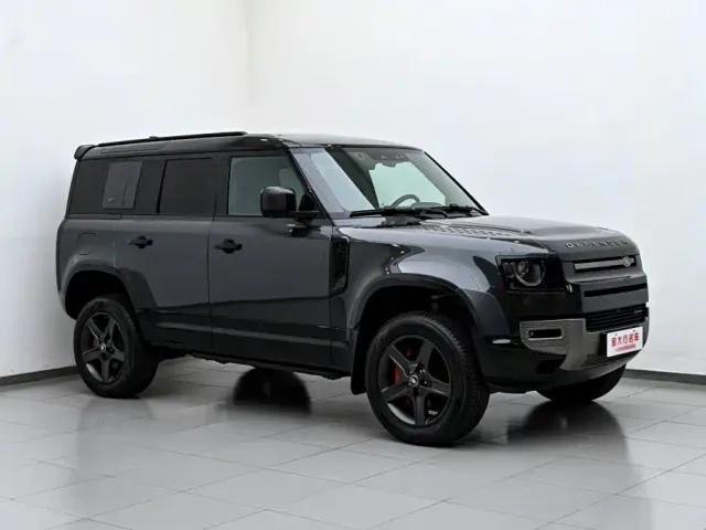 Land Rover Defender — Фото автомобиля 4