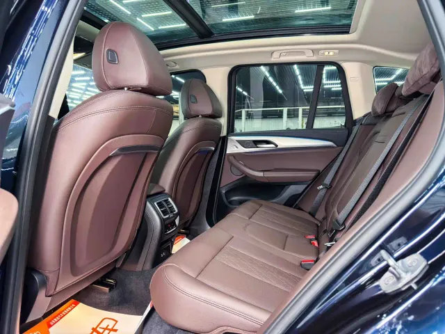 BMW iX3 — Фото автомобиля 17