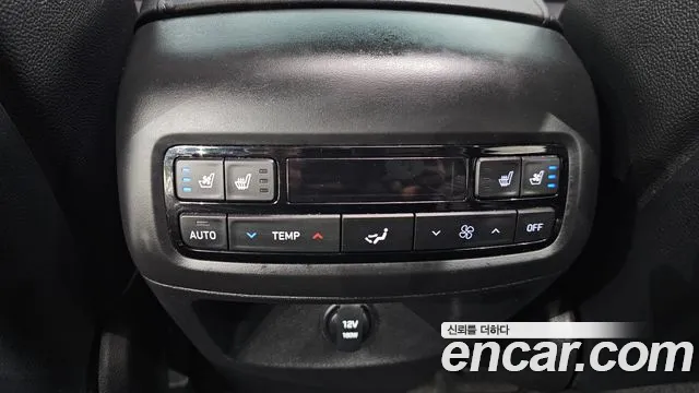 Hyundai Palisade Palisade Дизель 2.2 2WD — Фото автомобиля 17