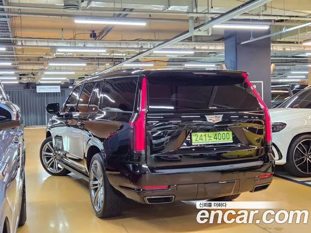 Cadillac Escalade Generation 5 — Фото автомобиля 19