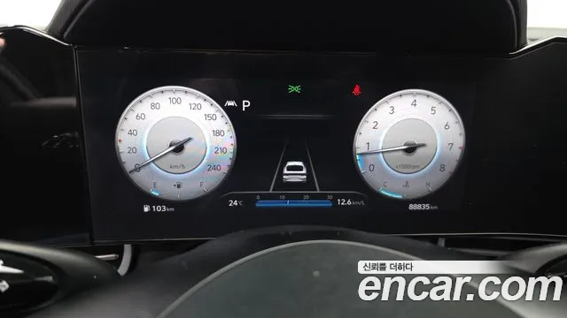 Hyundai Avante CN7 — Фото автомобиля 8