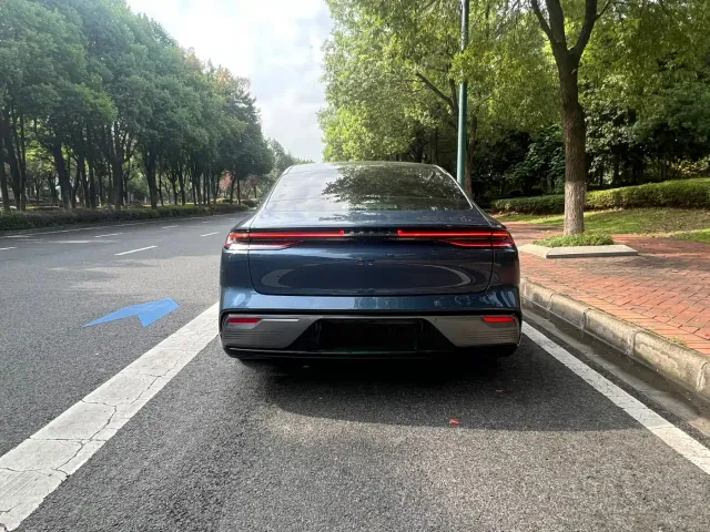 Geely Galaxy Xingyao 8 — Фото автомобиля 5