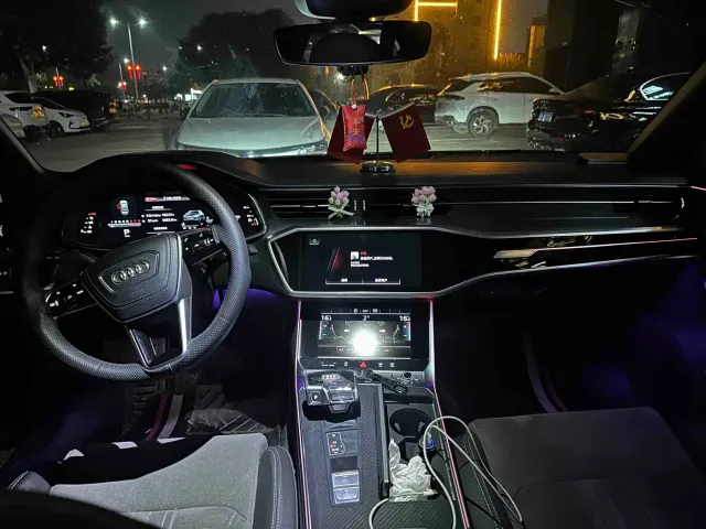Audi A6L — Фото автомобиля 9
