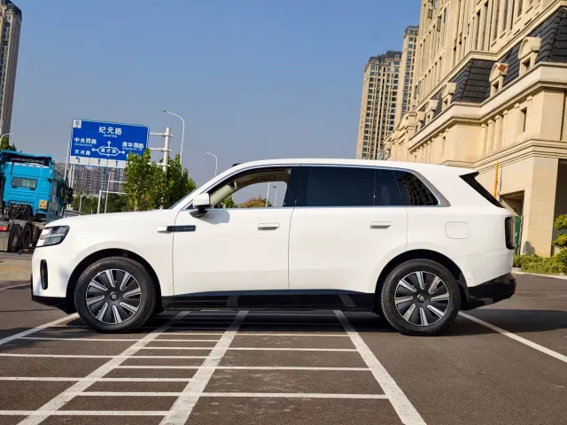 Xiaomi Pengcheng N70 — Фото автомобиля 5