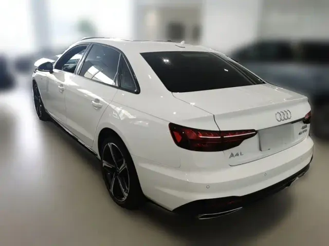 Audi A4L — Фото автомобиля 6