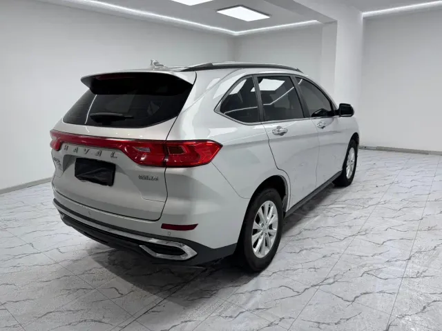Haval M6 — Фото автомобиля 5