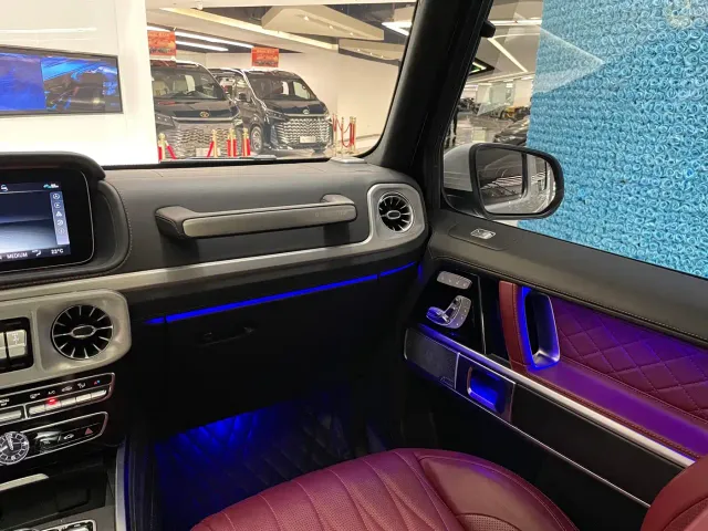 Mercedes-Benz G-Class — Фото автомобиля 23