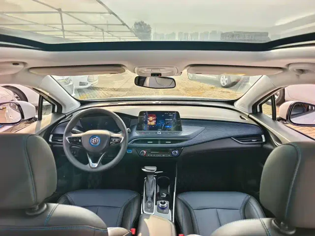 Buick Velite 6 — Фото автомобиля 11