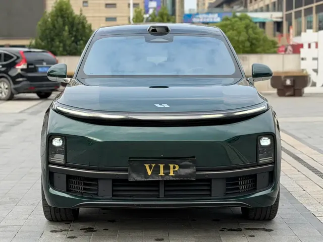 Li Auto Li Xiang L9 2022 Max — Фото автомобиля 2