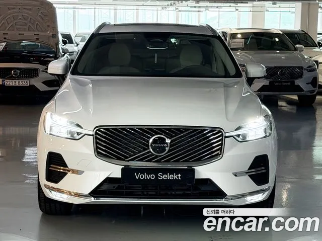 Volvo XC60 Generation 2 — Фото автомобиля 3