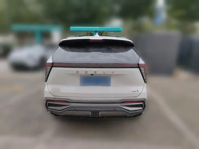 Geely Boyue L — Фото автомобиля 3