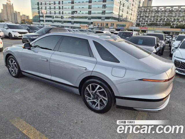 Hyundai Grandeur GN7 — Фото автомобиля 6