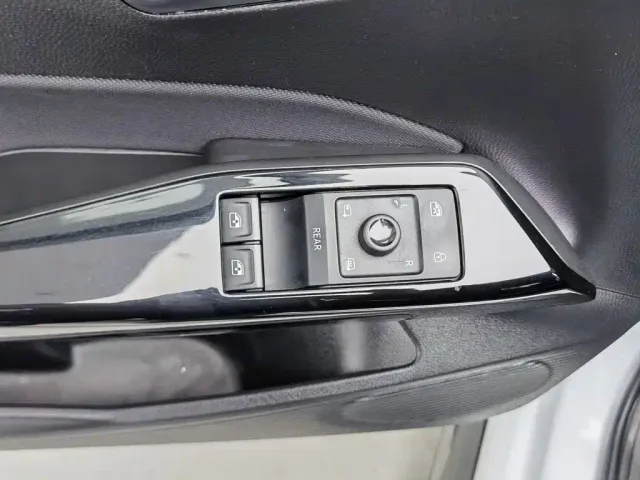 Volkswagen Volkswagen ID.3 2023 Upgraded Pure Intelligence Edition — Фото автомобиля 9