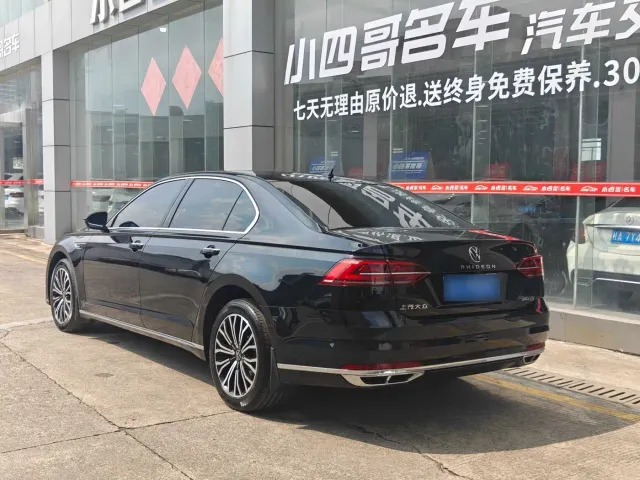Volkswagen Phideon — Фото автомобиля 3