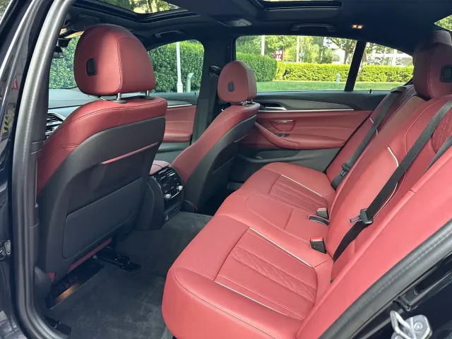 BMW 5 Series — Фото автомобиля 8