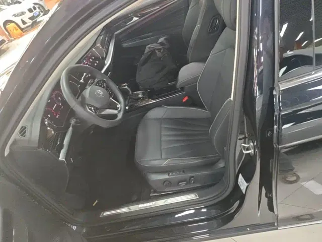 Volkswagen Passat — Фото автомобиля 14