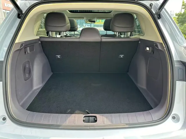 Leapmotor B10 — Фото автомобиля 12