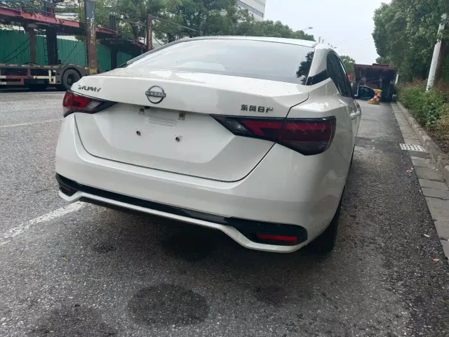 Nissan Sylphy — Фото автомобиля 4