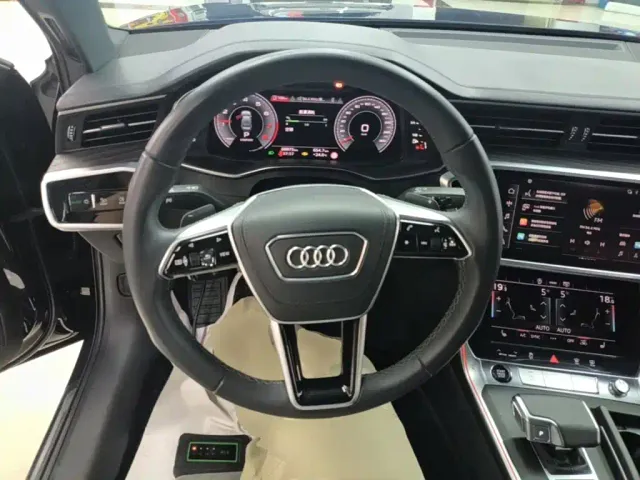 Audi A6L — Фото автомобиля 10