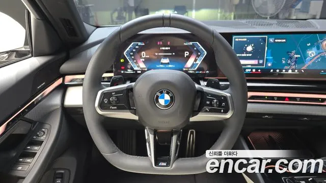 BMW 5 Series G60 — Фото автомобиля 18