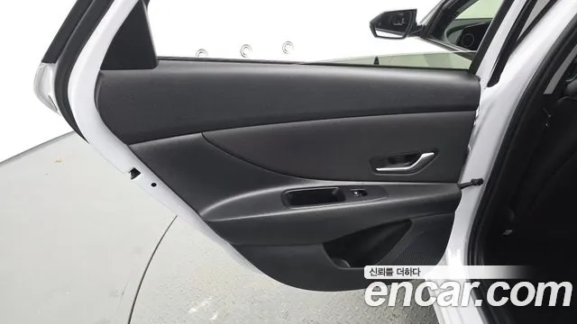 Hyundai AVANTE Новый Avante (CN7) — Фото автомобиля 7