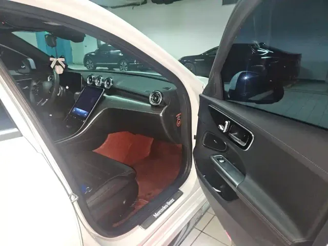 Mercedes-Benz C-Class — Фото автомобиля 17