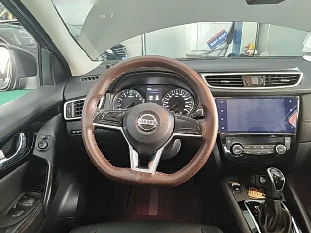 Nissan Qashqai — Фото автомобиля 10