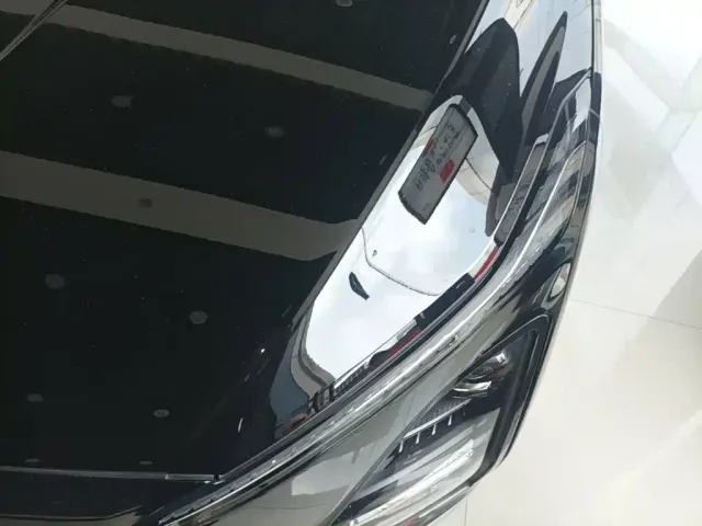 Wuling Starlight — Фото автомобиля 17