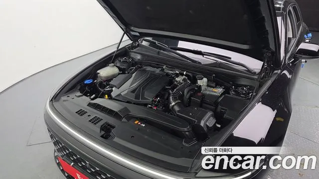 Hyundai Grandeur Grandeur (GN7) 3.5 LPG 2WD (Для маломобильных пассажиров) — Фото автомобиля 6