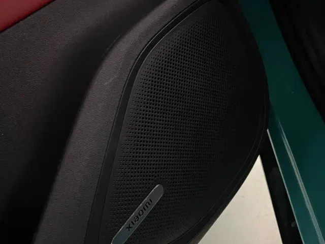 Xiaomi SU7 — Фото автомобиля 7