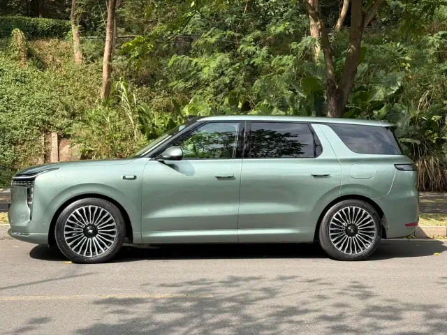 IM Motors LS8 — Фото автомобиля 15