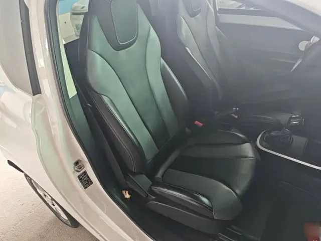 Roewe Clever — Фото автомобиля 24