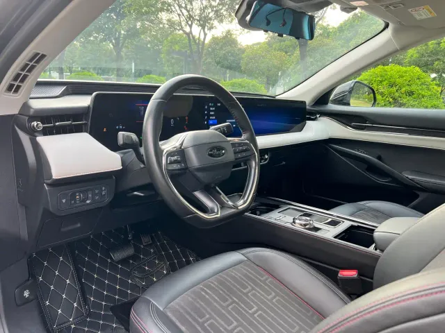 Ford Mondeo — Фото автомобиля 10
