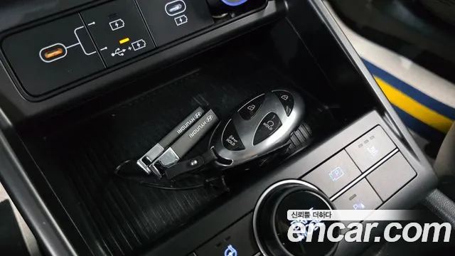 Hyundai Kona SX2 — Фото автомобиля 23