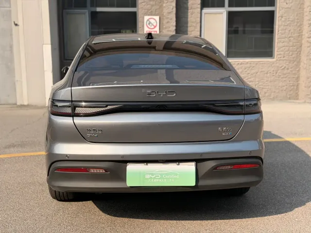 BYD Seal 05 DM-i — Фото автомобиля 5