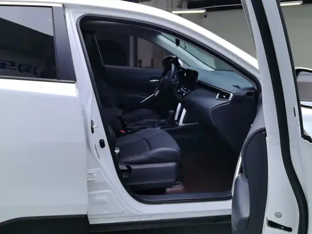 Toyota Frontlander — Фото автомобиля 8